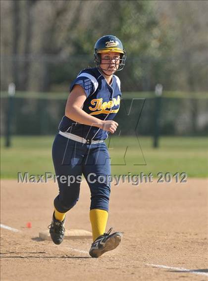 Thumbnail 3 in Inderkum vs. Monterey Trail (Victory Pre-Season T.O.C.) photogallery.