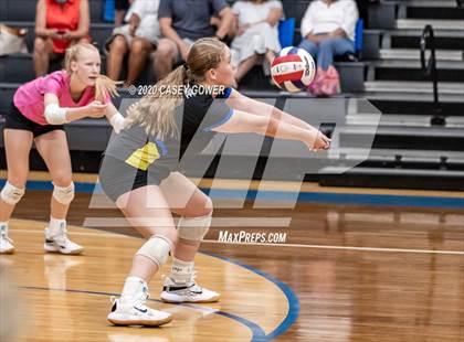 Thumbnail 2 in Ezell-Harding Christian @ Goodpasture Christian photogallery.