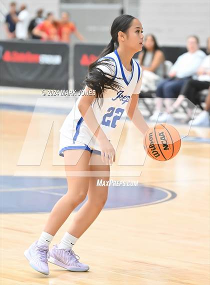 Thumbnail 2 in Page vs. Seattle Prep (Section 7) photogallery.