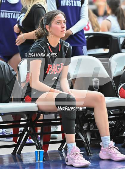 Thumbnail 3 in Page vs. Seattle Prep (Section 7) photogallery.
