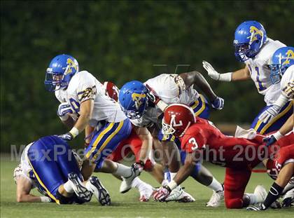 Thumbnail 1 in Lutheran vs. Bishop Amat photogallery.