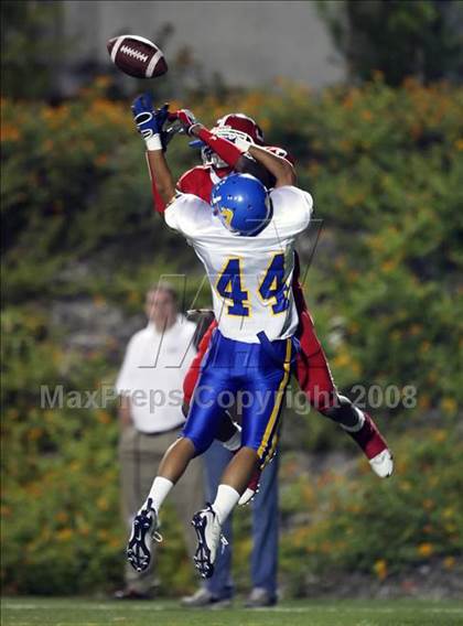Thumbnail 1 in Lutheran vs. Bishop Amat photogallery.
