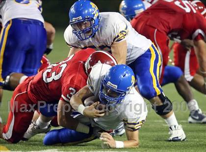 Thumbnail 3 in Lutheran vs. Bishop Amat photogallery.