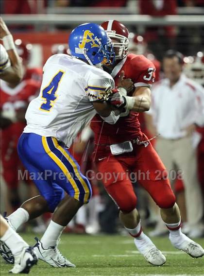 Thumbnail 3 in Lutheran vs. Bishop Amat photogallery.