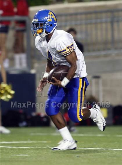 Thumbnail 2 in Lutheran vs. Bishop Amat photogallery.
