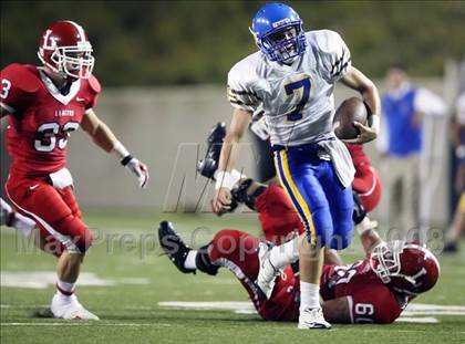 Thumbnail 1 in Lutheran vs. Bishop Amat photogallery.