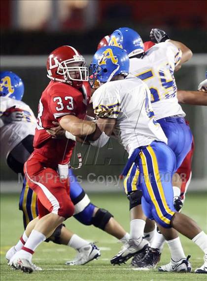 Thumbnail 1 in Lutheran vs. Bishop Amat photogallery.