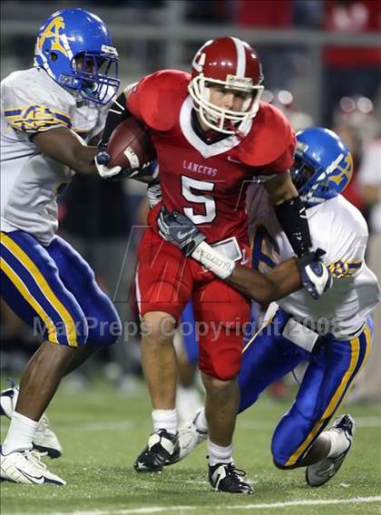 Thumbnail 1 in Lutheran vs. Bishop Amat photogallery.