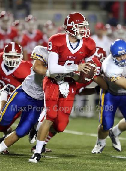 Thumbnail 2 in Lutheran vs. Bishop Amat photogallery.