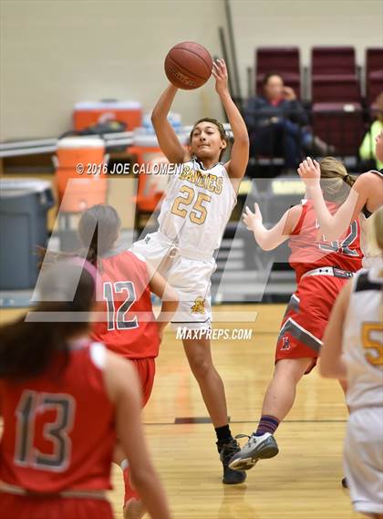 Thumbnail 2 in Lee [Robert E.] vs Amarillo (NEISD Invitational) photogallery.