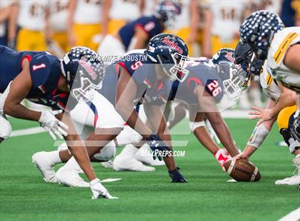 Thumbnail 2 in Highland Park vs. Ryan (UIL 5A DI Semifinal) photogallery.