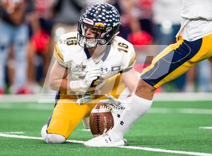 Thumbnail 2 in Highland Park vs. Ryan (UIL 5A DI Semifinal) photogallery.