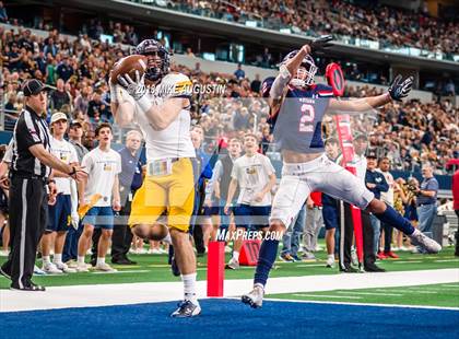 Thumbnail 2 in Highland Park vs. Ryan (UIL 5A DI Semifinal) photogallery.