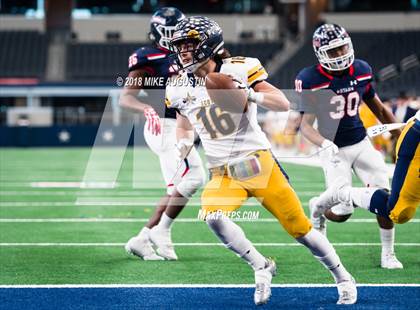 Thumbnail 3 in Highland Park vs. Ryan (UIL 5A DI Semifinal) photogallery.