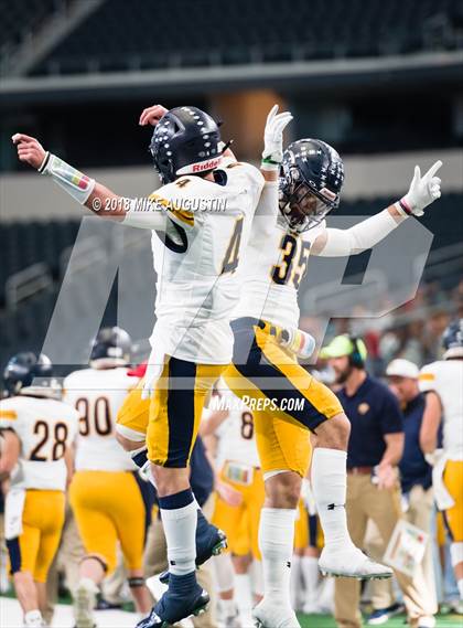 Thumbnail 2 in Highland Park vs. Ryan (UIL 5A DI Semifinal) photogallery.