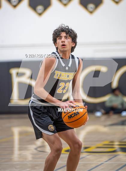 Thumbnail 3 in Lincoln vs Temecula Valley (Battle At The Bay) photogallery.