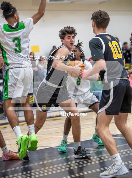 Thumbnail 3 in Lincoln vs Temecula Valley (Battle At The Bay) photogallery.