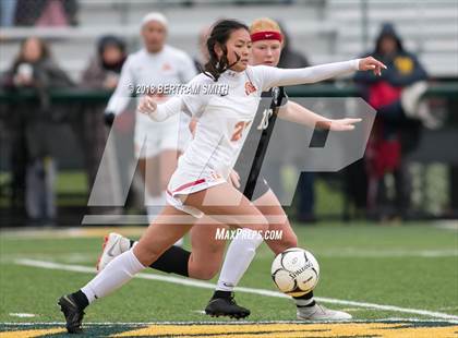 Thumbnail 3 in Niagara-Wheatfield vs Williamsville East (Section 6 Class A1 Final) photogallery.