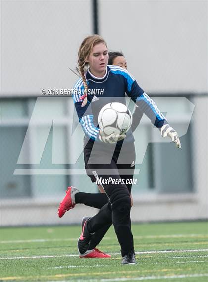 Thumbnail 2 in Niagara-Wheatfield vs Williamsville East (Section 6 Class A1 Final) photogallery.