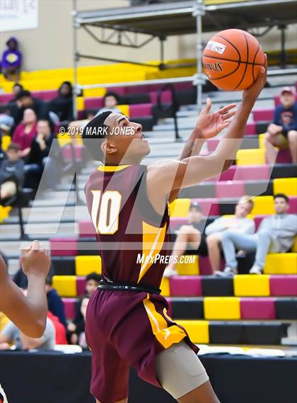 Thumbnail 3 in Christ the King vs. Chaparral (Hoophall West Tournament) photogallery.