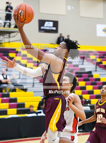 Thumbnail 2 in Christ the King vs. Chaparral (Hoophall West Tournament) photogallery.