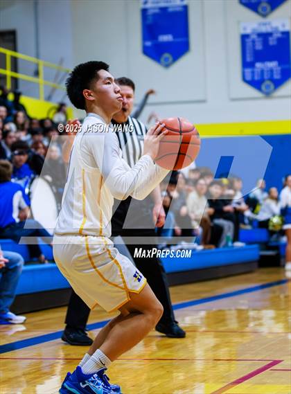 Thumbnail 3 in Inglemoor @ Hazen photogallery.