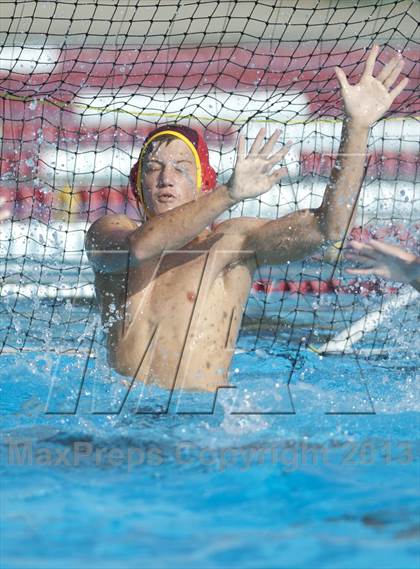 Thumbnail 2 in JSerra Catholic vs. Aliso Niguel photogallery.