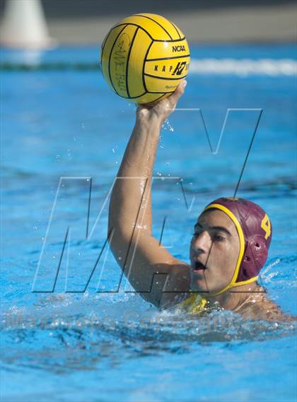 Thumbnail 2 in JSerra Catholic vs. Aliso Niguel photogallery.
