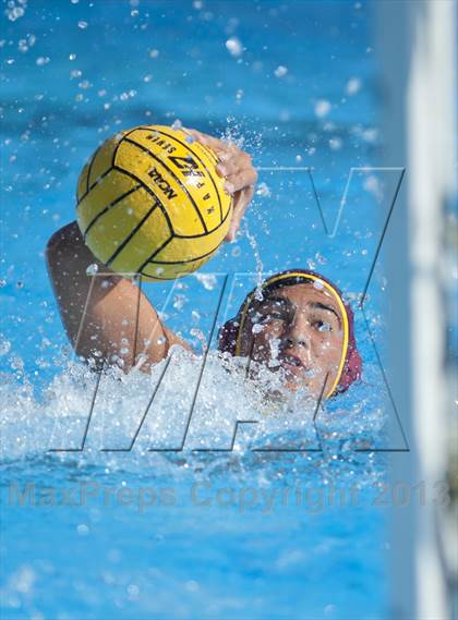 Thumbnail 1 in JSerra Catholic vs. Aliso Niguel photogallery.