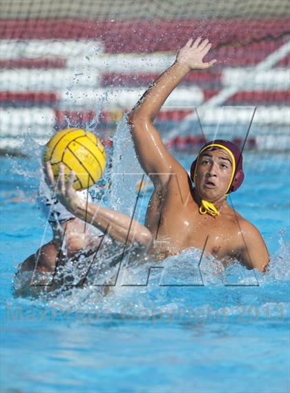Thumbnail 2 in JSerra Catholic vs. Aliso Niguel photogallery.
