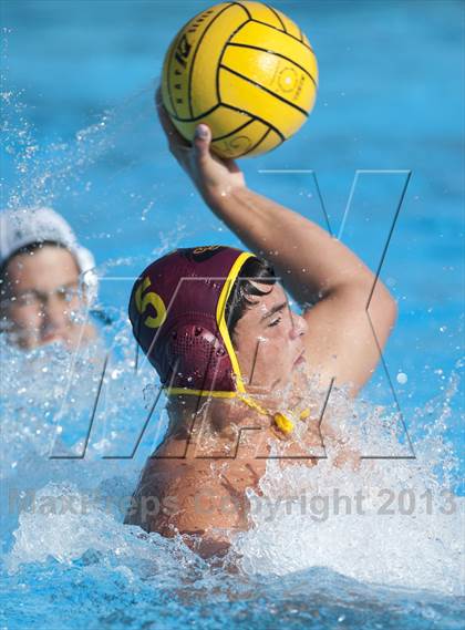 Thumbnail 1 in JSerra Catholic vs. Aliso Niguel photogallery.
