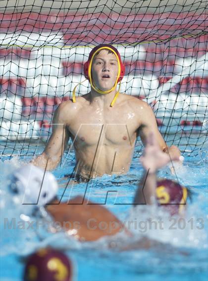 Thumbnail 3 in JSerra Catholic vs. Aliso Niguel photogallery.