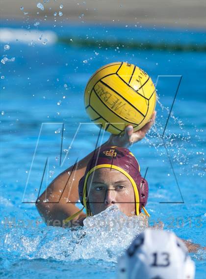 Thumbnail 1 in JSerra Catholic vs. Aliso Niguel photogallery.
