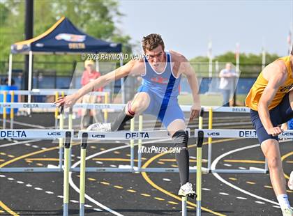 Thumbnail 2 in IHSAA Sectional 17 (110 Meter Hurdles) photogallery.