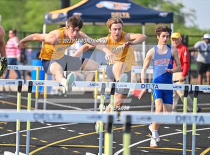 Thumbnail 3 in IHSAA Sectional 17 (110 Meter Hurdles) photogallery.