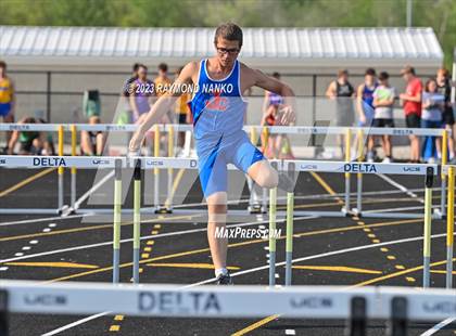 Thumbnail 3 in IHSAA Sectional 17 (110 Meter Hurdles) photogallery.