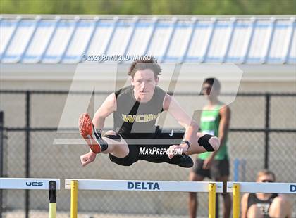 Thumbnail 3 in IHSAA Sectional 17 (110 Meter Hurdles) photogallery.