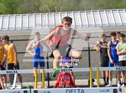 Thumbnail 2 in IHSAA Sectional 17 (110 Meter Hurdles) photogallery.