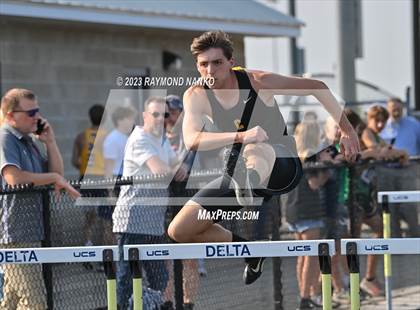 Thumbnail 3 in IHSAA Sectional 17 (110 Meter Hurdles) photogallery.