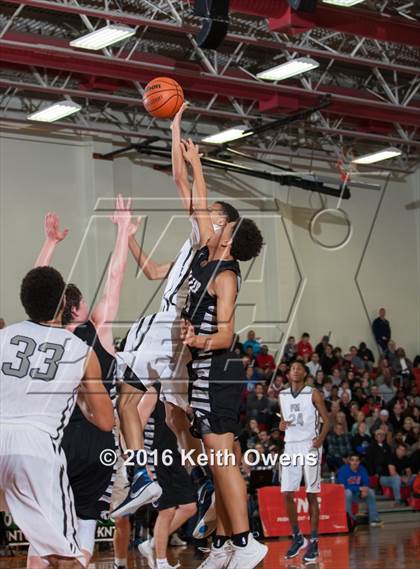 Thumbnail 1 in Guyer vs. Flower Mound (UIL 6A Bidistrict) photogallery.