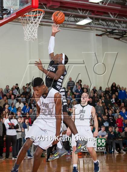 Thumbnail 3 in Guyer vs. Flower Mound (UIL 6A Bidistrict) photogallery.