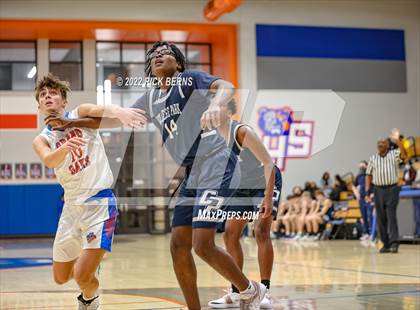 Thumbnail 1 in Grand Oaks vs College Park photogallery.