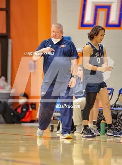 Thumbnail 1 in Grand Oaks vs College Park photogallery.