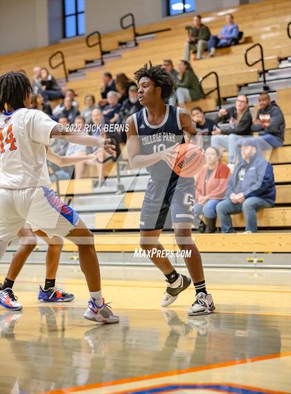 Thumbnail 2 in Grand Oaks vs College Park photogallery.