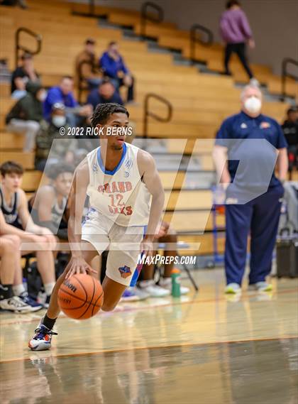 Thumbnail 1 in Grand Oaks vs College Park photogallery.