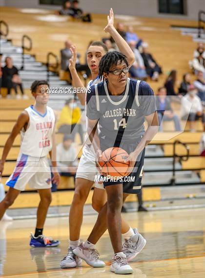 Thumbnail 1 in Grand Oaks vs College Park photogallery.