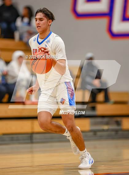 Thumbnail 1 in Grand Oaks vs College Park photogallery.