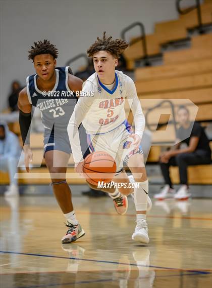 Thumbnail 2 in Grand Oaks vs College Park photogallery.