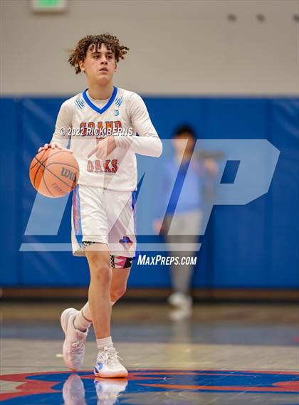 Thumbnail 1 in Grand Oaks vs College Park photogallery.