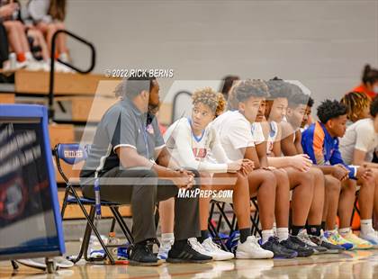 Thumbnail 3 in Grand Oaks vs College Park photogallery.